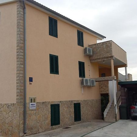 Apartmani Jakovljevic Murter Extérieur photo