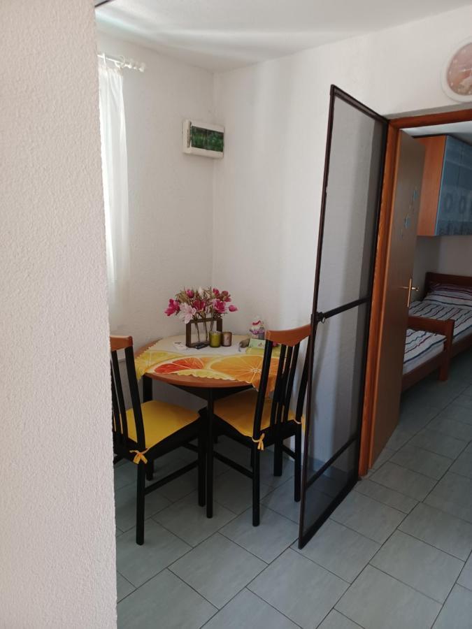 Apartmani Jakovljevic Murter Extérieur photo