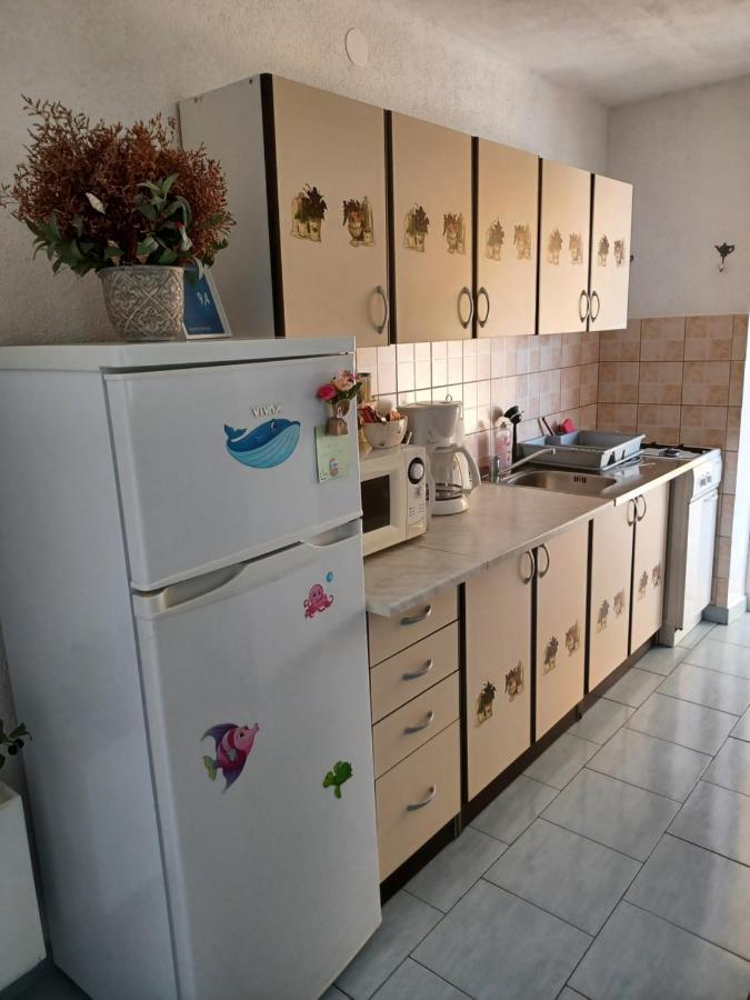 Apartmani Jakovljevic Murter Extérieur photo