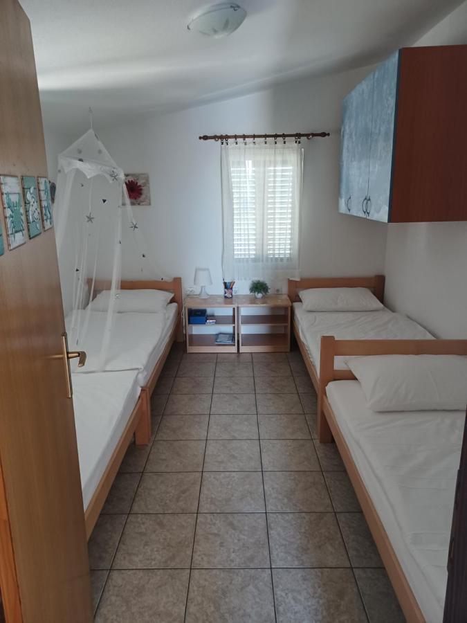 Apartmani Jakovljevic Murter Extérieur photo